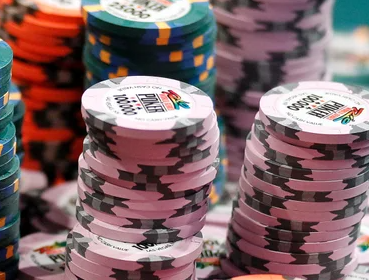 HHPOKER德扑圈：全押策略与技巧