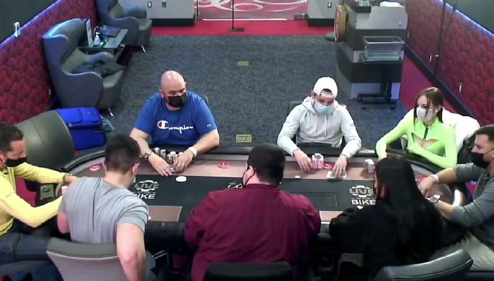 HHPOKER：德扑爱好者的智能助手