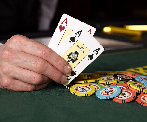 探索HHPOKER的德扑游戏玩法
